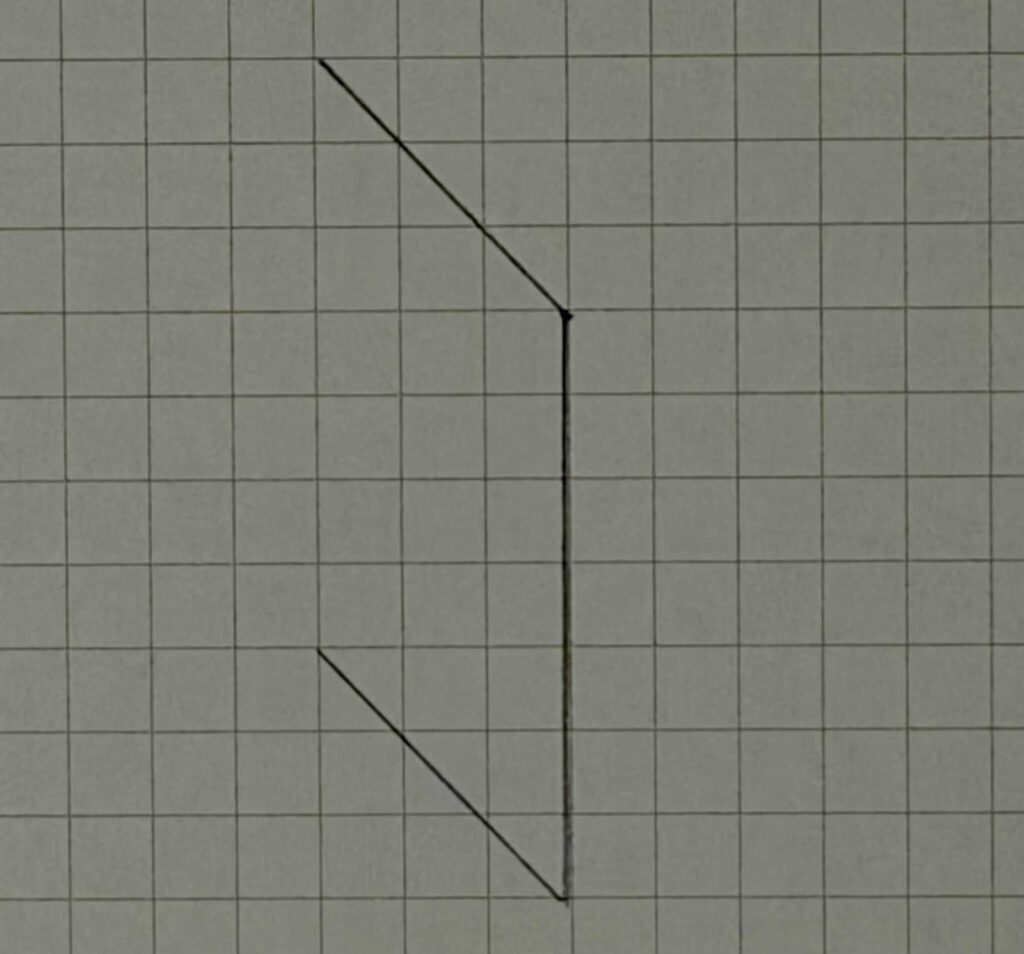 正面が角の直方体の描き方STEP2:垂直線から左側面の上下の辺を斜めに引いている途中。